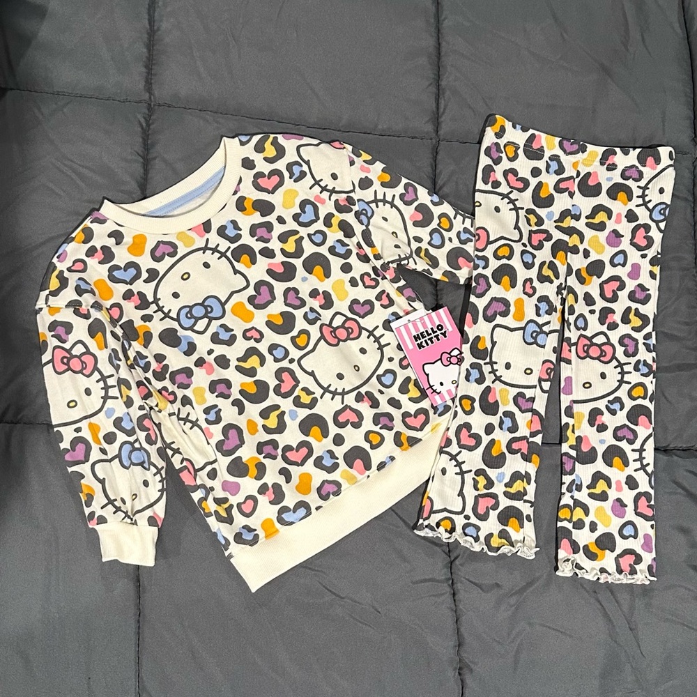 Hello Kitty Outfit